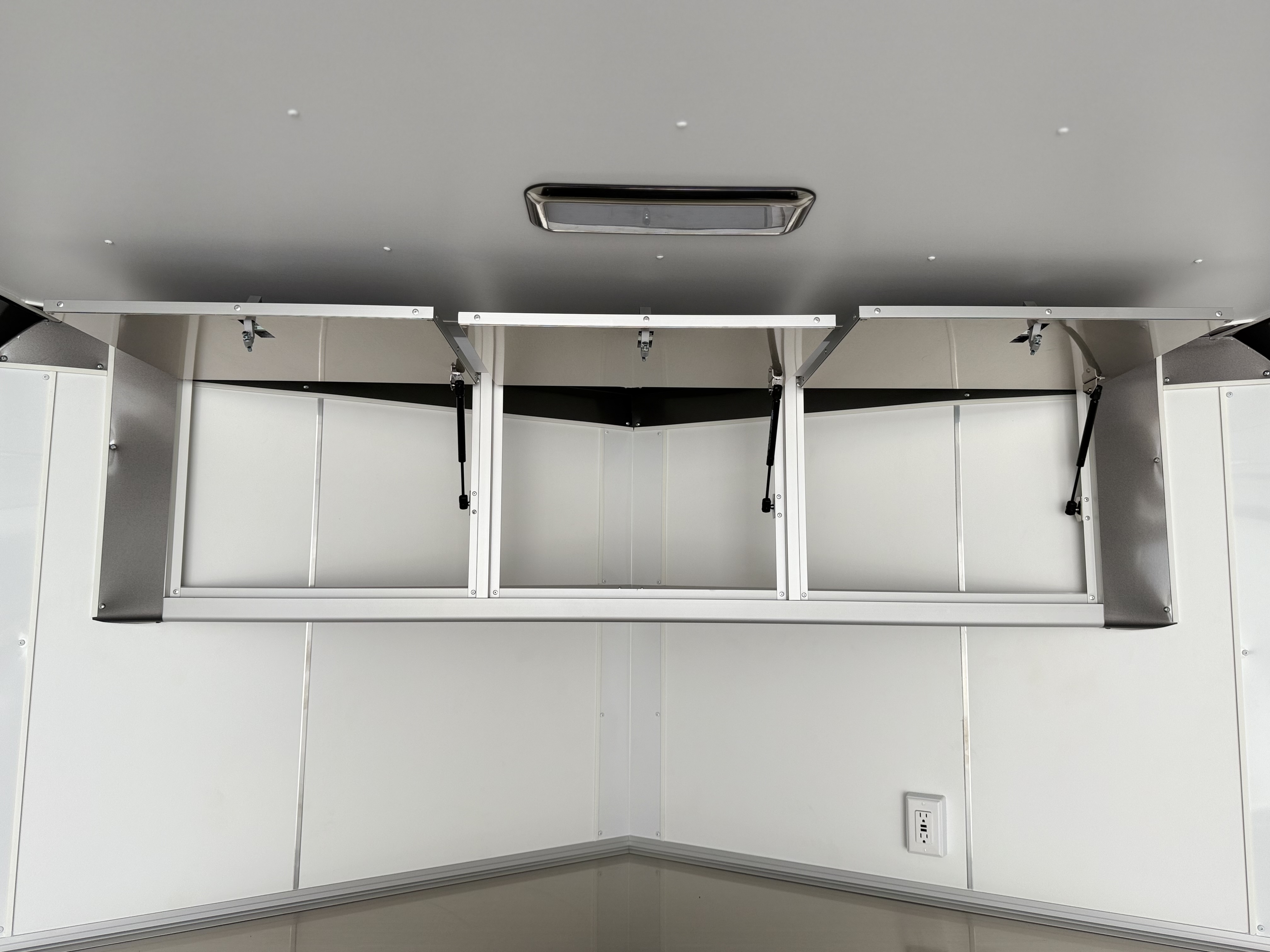 2025 Bravo 8.5X20 Scout Performance Tandem Axle Enclosed Cargo Trailer New Unit Sales