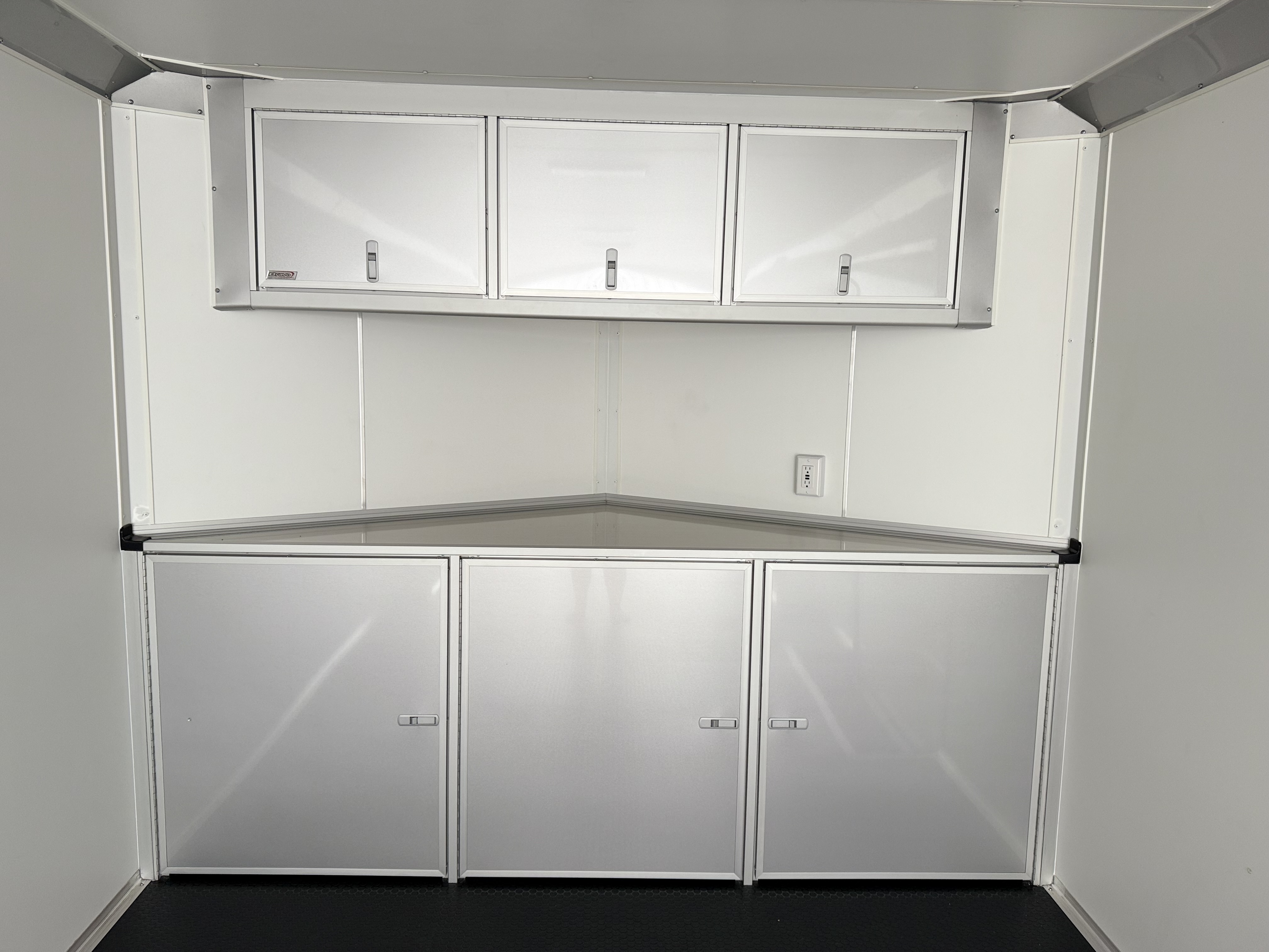 2025 Bravo 8.5X22 Scout Performance Tandem Axle Enclosed Cargo Trailer New Unit Sales