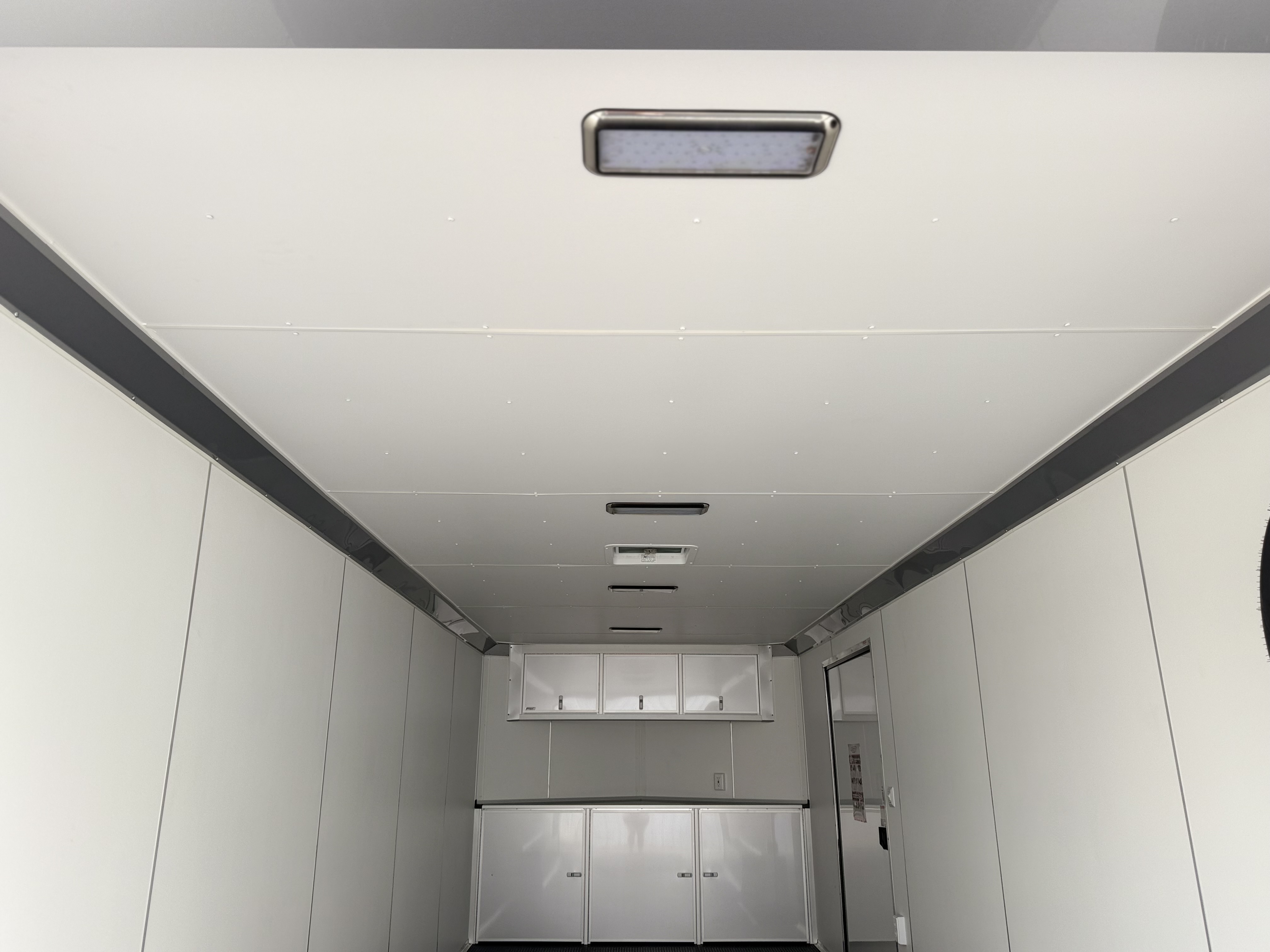 2025 Bravo 8.5X22 Scout Performance Tandem Axle Enclosed Cargo Trailer New Unit Sales