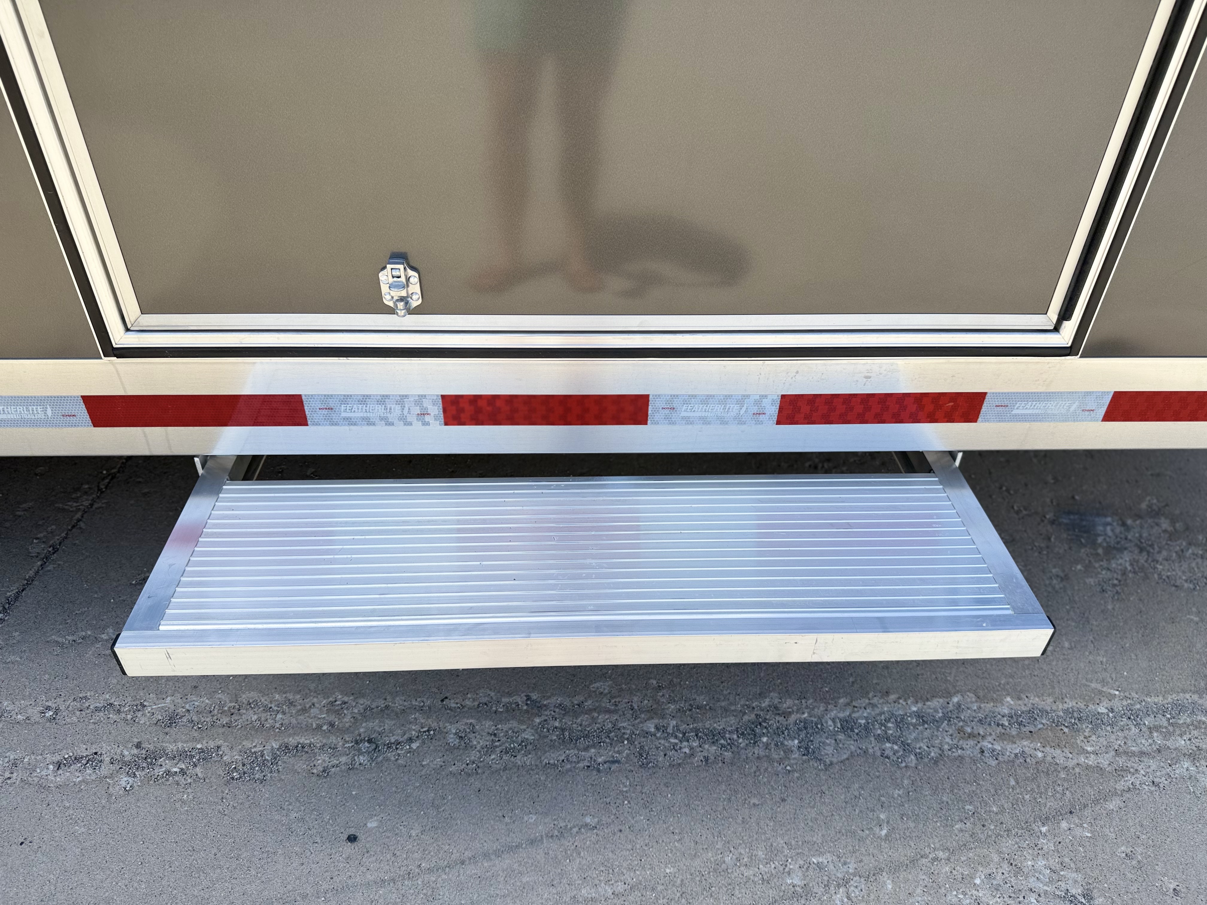 2026 Featherlite 8.5x24 Premium All Aluminum Enclosed Car Hauler Trailer Trailer