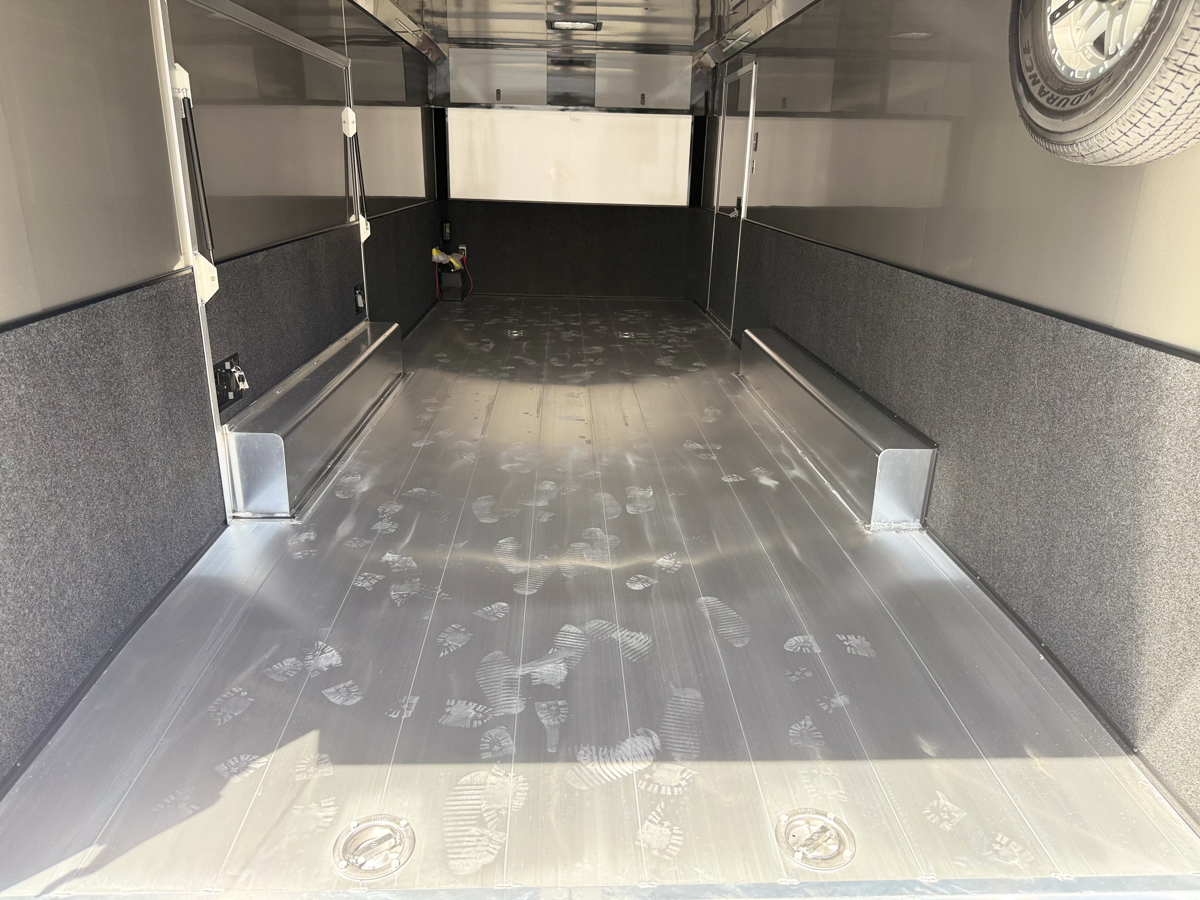 2026 Featherlite 8.5x24 Premium All Aluminum Enclosed Car Hauler Trailer Trailer