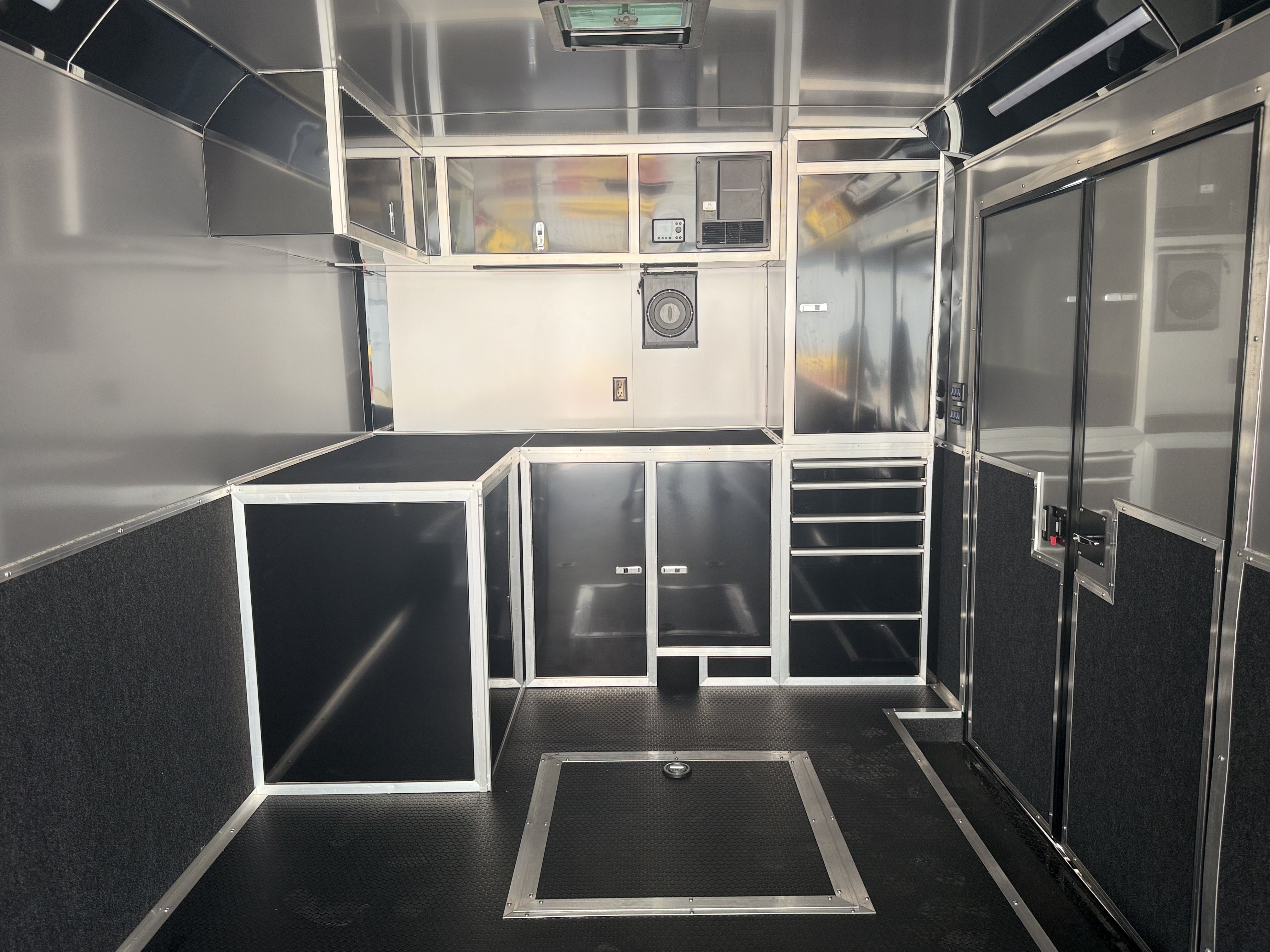 2026 American Hauler 8.5x28 Silver Hawk Tandem Axle Enclosed Race Car Hauler Trailer Cargo Trailer