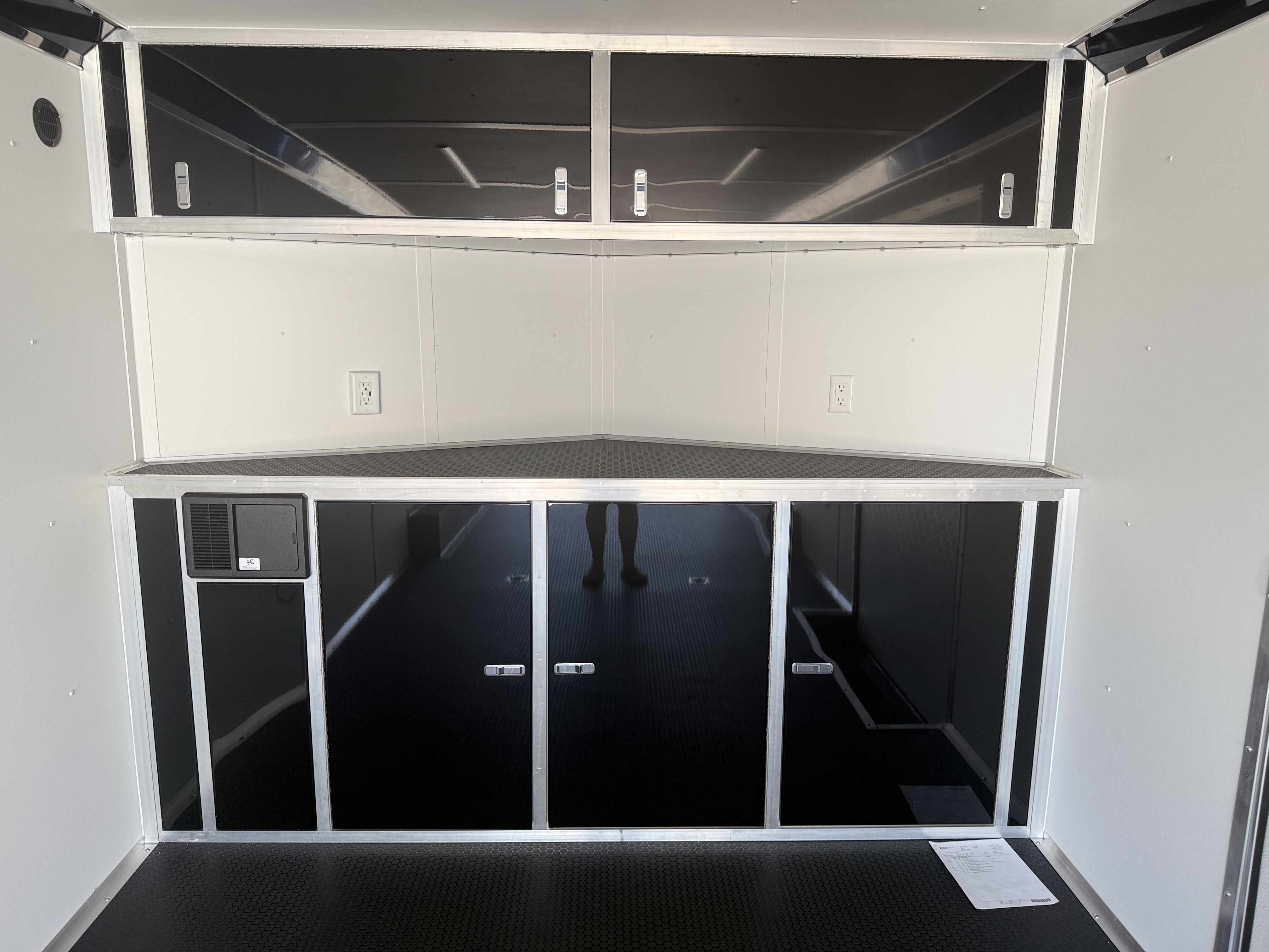 2026 American Hauler 8.5x24 Mach Pre-Packaged Enclosed Race Car Hauler Trailer Cargo Trailer