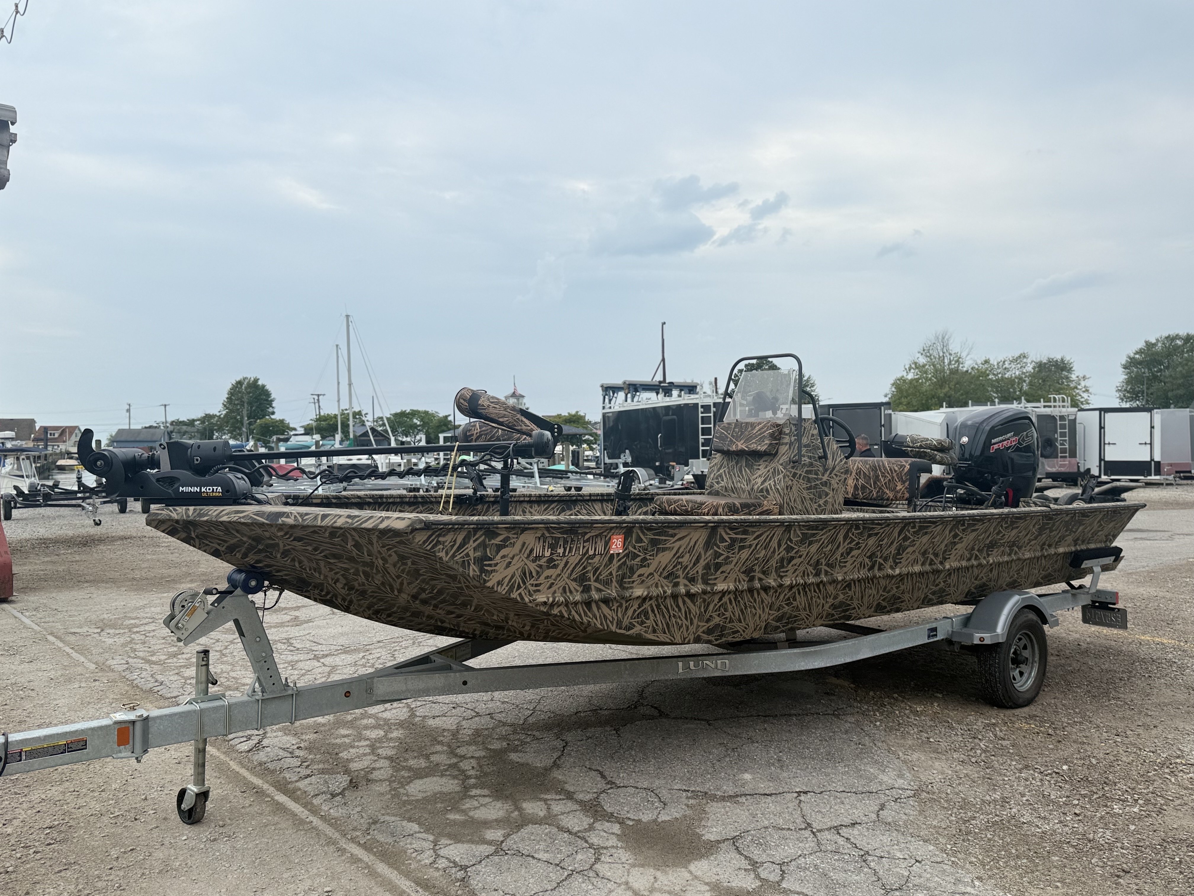 2020 Lund 2070 Predator Aluminum Center Console Fishing Boat Boats