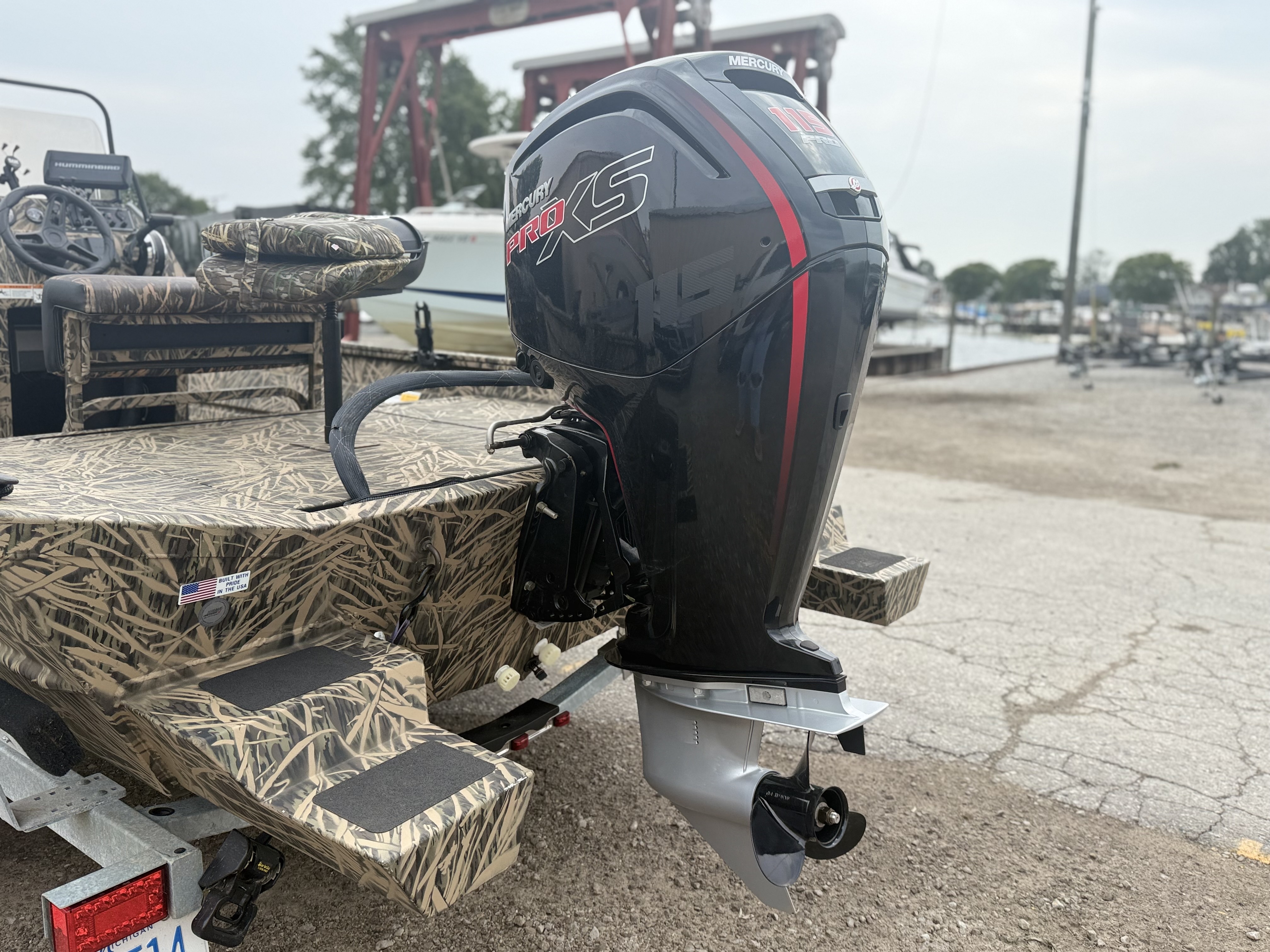 2020 Lund 2070 Predator Aluminum Center Console Fishing Boat Boats