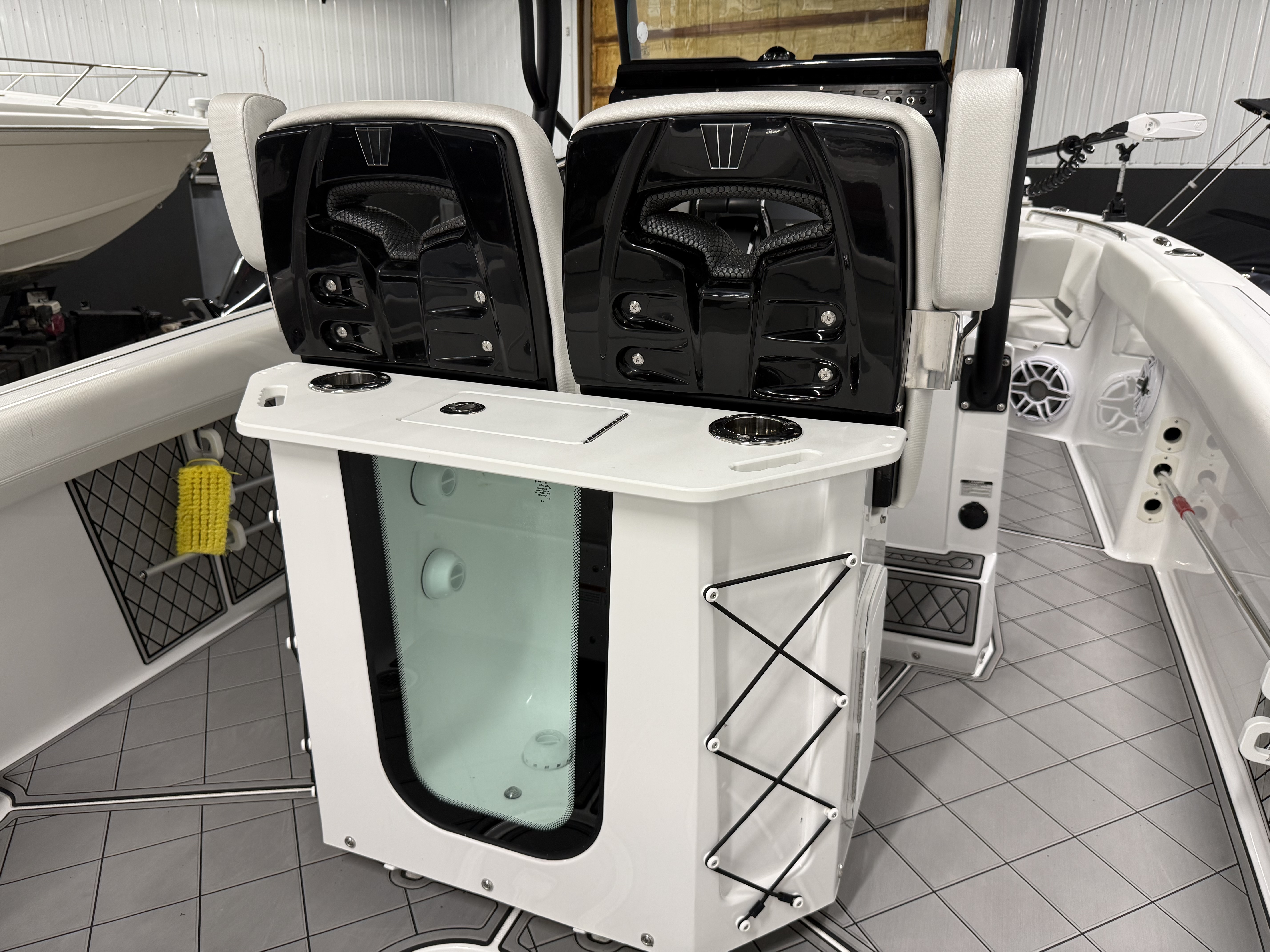 2023 Wellcraft 242 Fisherman | Twin Mercury 200s | Under 50 Hours | Trailer Included Boat