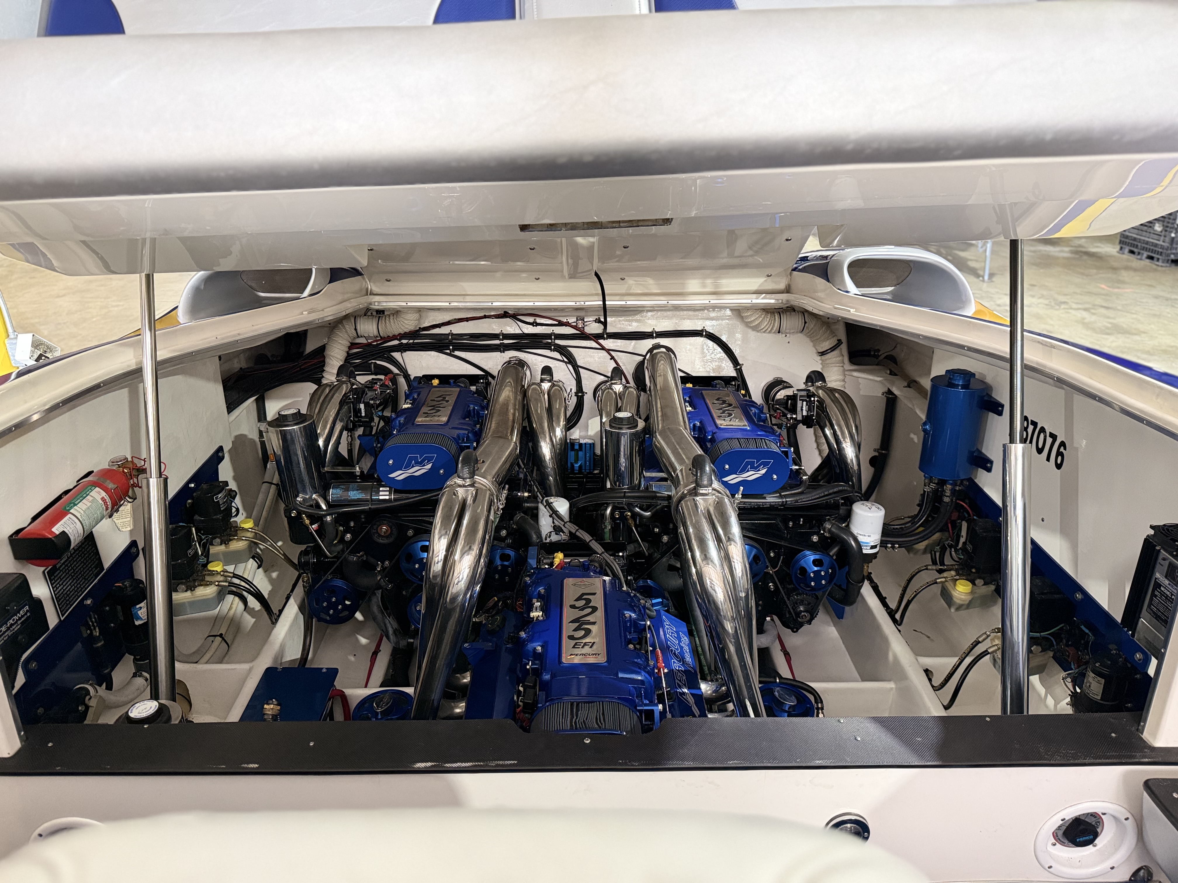 2007 Nortech 4300 SUPER V BOAT