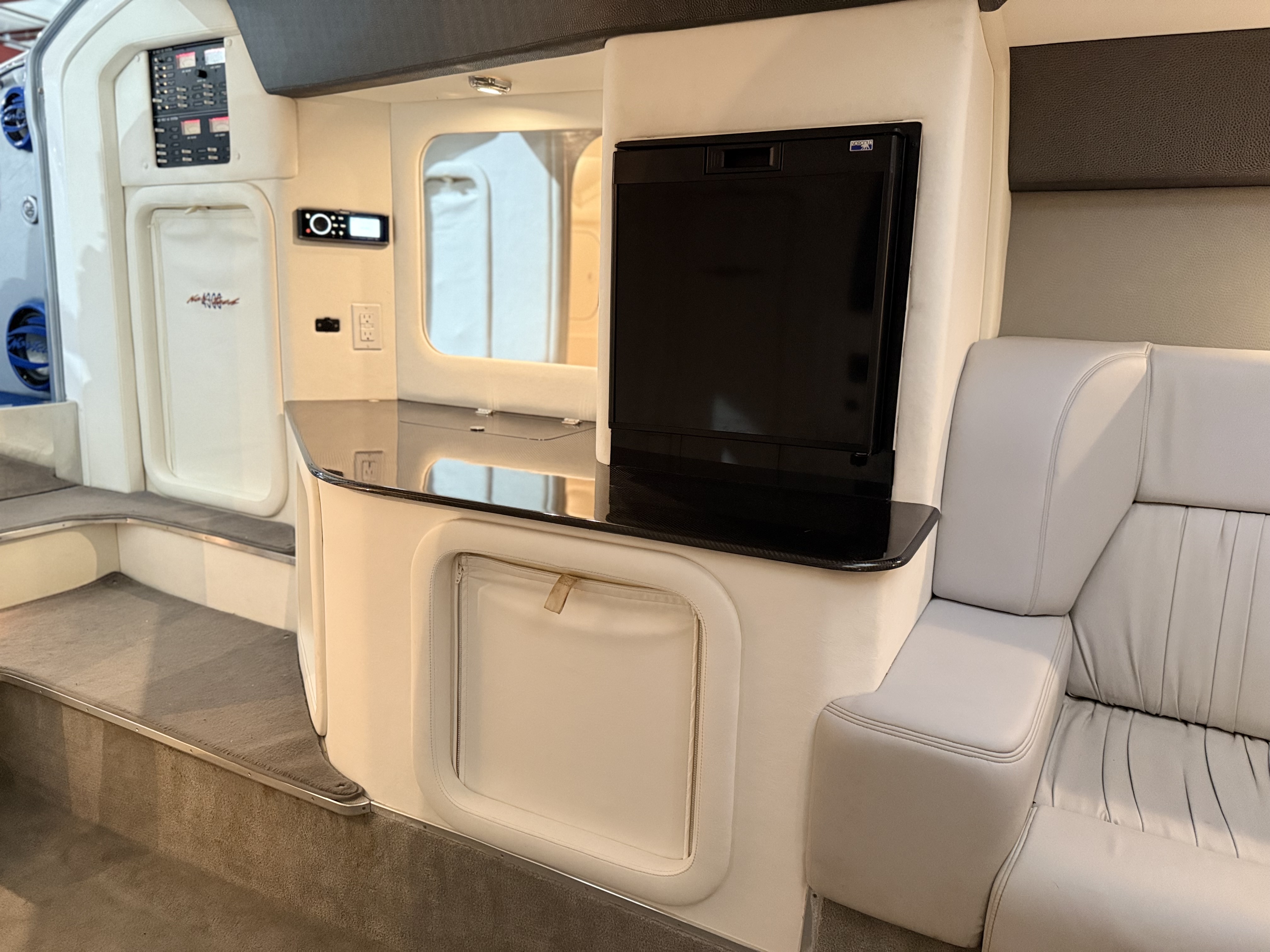 2007 Nortech 4300 SUPER V BOAT